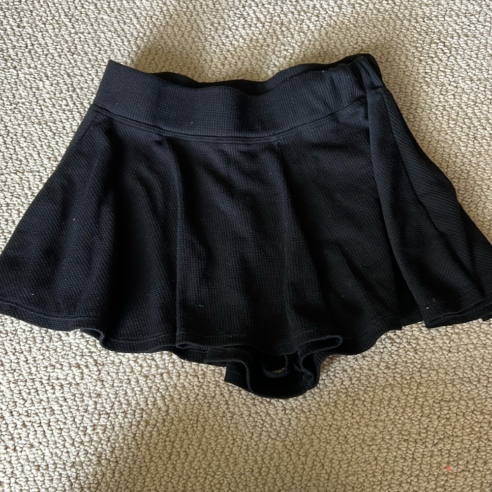 black skort, waffle material
